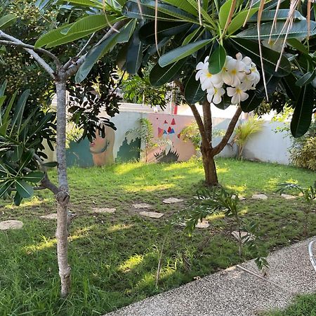 Tiga Spies Hostel Kuta  Bagian luar foto