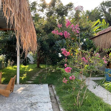 Tiga Spies Hostel Kuta  Bagian luar foto